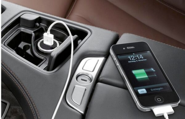 Remax Branded Universal Dual USB 2 Port 3 1A Car Charger Adapter - Image 3