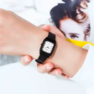 Q&Q Branded Women's Fashionable Quartz Watch Lightweight and Waterproof