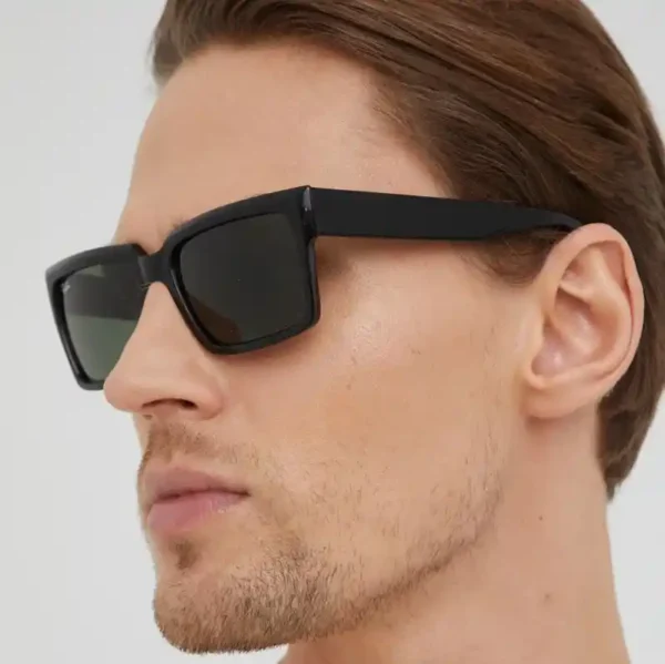 Ray-Ban Stylish Black Sunglasses Sun Shades for Men & Women Fashionable Black Shades - Image 4