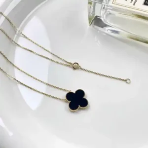 Double Sided Four-leaf Choker Steel Necklaces Korean Style Necklace