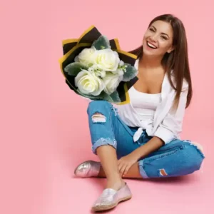 🌸Pure Love, Eternal Ivory Elegance: Luxurious Rose Blossom Bouquet🌹