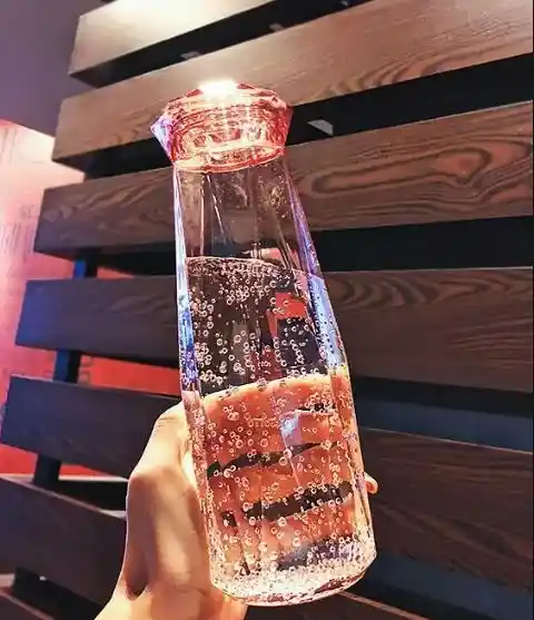 Elegant Crystal Glass Water Bottle – Stay Hydrated - Image 4