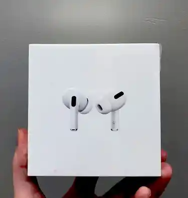 Premium Wireless Earbuds Experience rich, immersive sound - Image 3